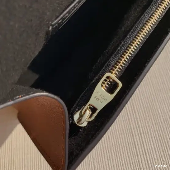 Cheap V DAUPHINE LOUIS CHAIN VUITTON WALLET 0610